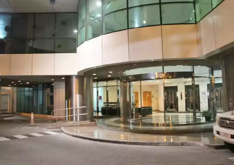 商业的 就绪物业 楼/楼 办公室  出租 在 萨德 , 多哈 #9010 - 1  image 